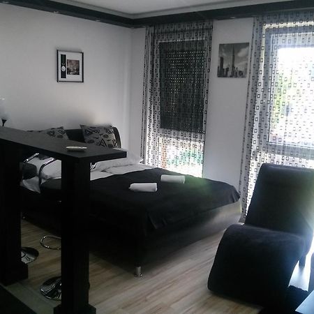 Feszek Apartman Дебрецен Номер фото