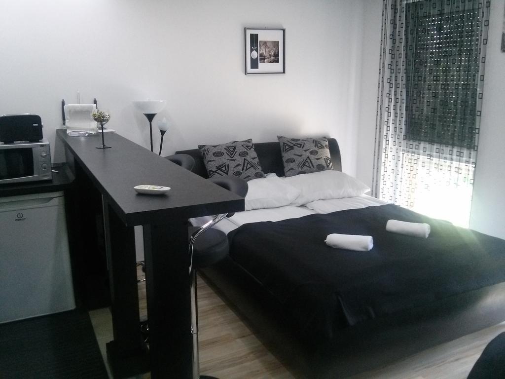 Feszek Apartman Дебрецен Номер фото